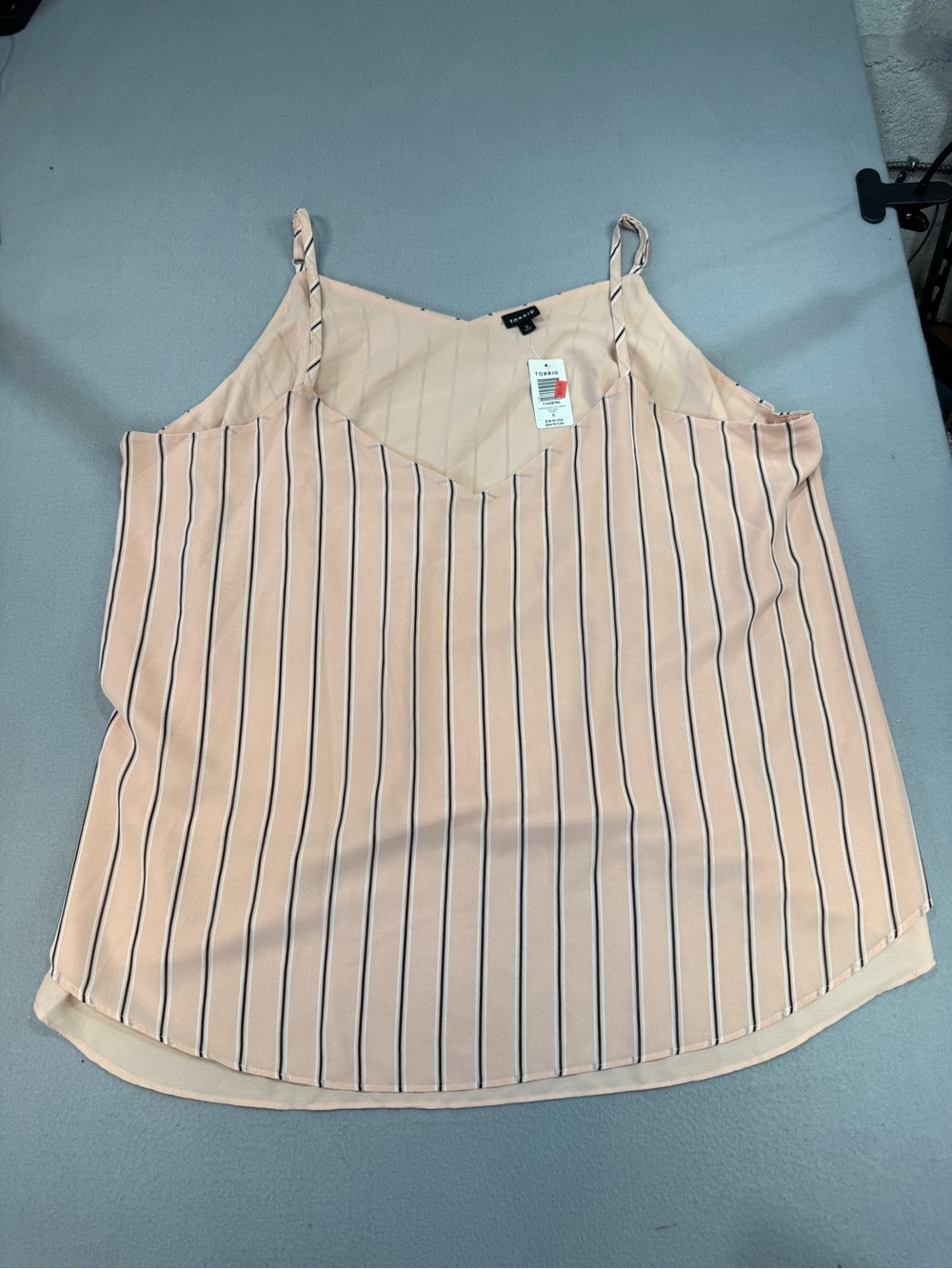 torrid Blush Peach Vertical Stripe Cami tank adjustable straps 5